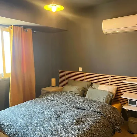 2 Bedroom Flat In Centre * Larnaca