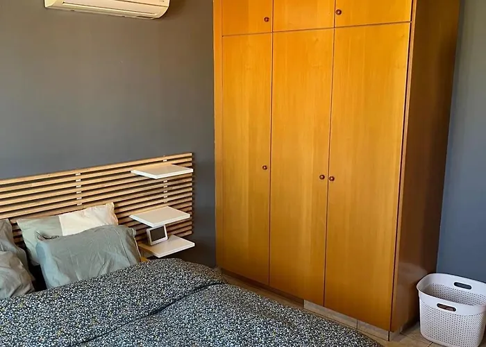 2 Bedroom Flat In Centre Lägenhet Larnaca